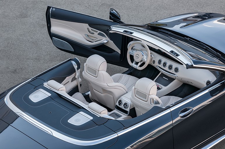 新型メルセデス ベンツ Sクラスクーペ カブリオレ 高性能なamgモデルも発表 Carview 自動車情報サイト 新車 中古車 Carview
