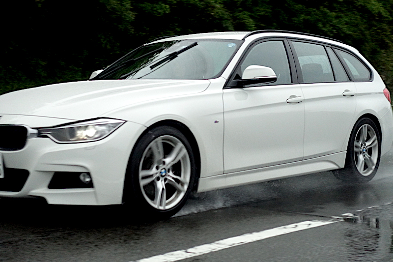 満足度 ランフラットをやめてノーマルタイヤにしてみた Bmw 3シリーズ Auto Prove 自動車情報サイト 新車 中古車 Carview