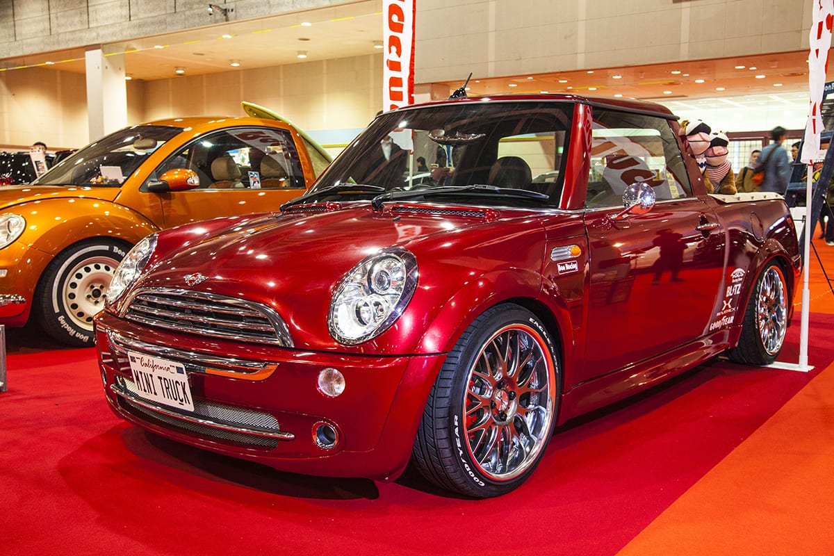 Beetleとminiがピックアップトラックに変身 大阪モーターショー Auto Messe Web 自動車情報サイト 新車 中古車 Carview