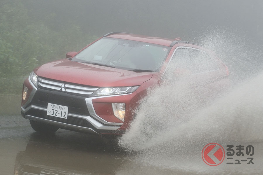 急増したハイブリッド車が浸水 冠水で感電の可能性あり 過去感電事故はゼロ 水害時の対処方法とは くるまのニュース 自動車情報サイト 新車 中古 車 Carview