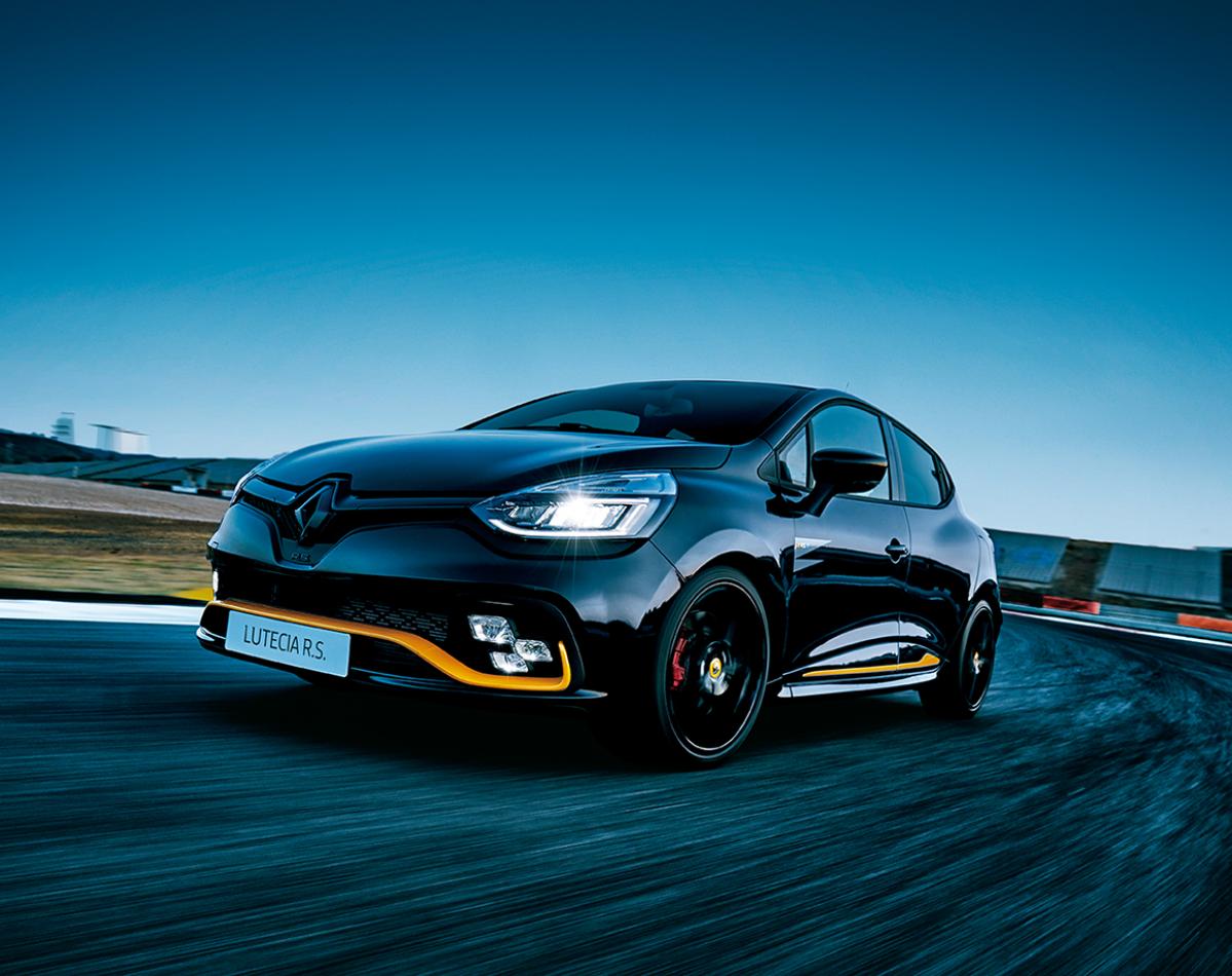 買えるかどうかは抽選で決まる 限定車 ルノー ルーテシアr S 18 発売 Motorfan 自動車情報サイト 新車 中古車 Carview