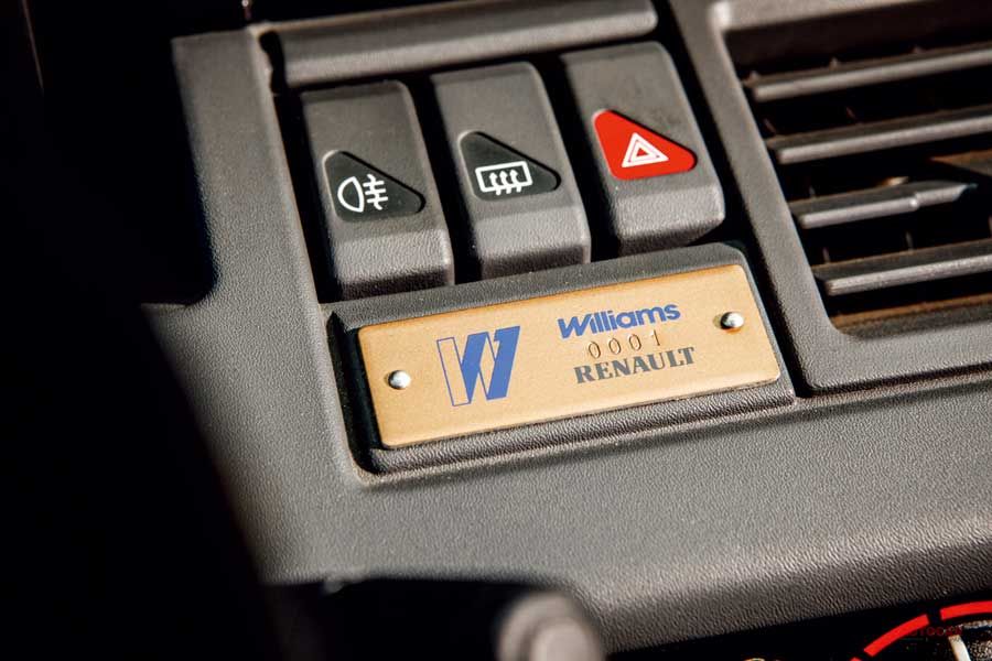 いま乗るルノー クリオ ウィリアムズ 93 96年生産の 極上 の味とは Autocar Japan の写真 4ページ目 自動車情報サイト 新車 中古車 Carview