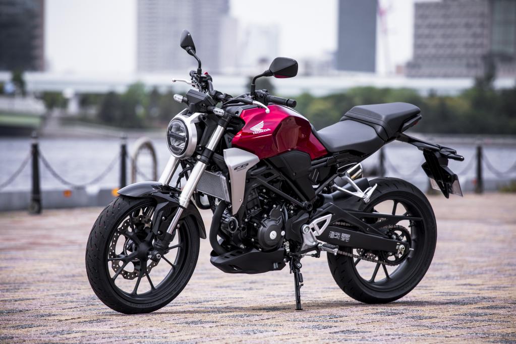Cb250r緊急試乗 ライバルよりkg以上軽い だから27psでもメチャ速い Motorfan 自動車情報サイト 新車 中古車 Carview