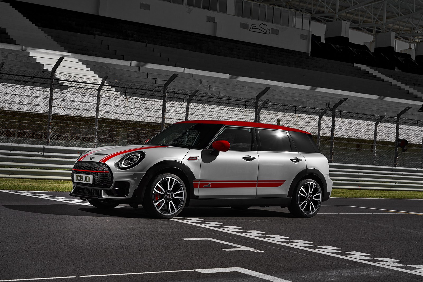 Mini クラブマンとカントリーマンに300hp超の高性能モデルを設定 Carview 自動車情報サイト 新車 中古車 Carview