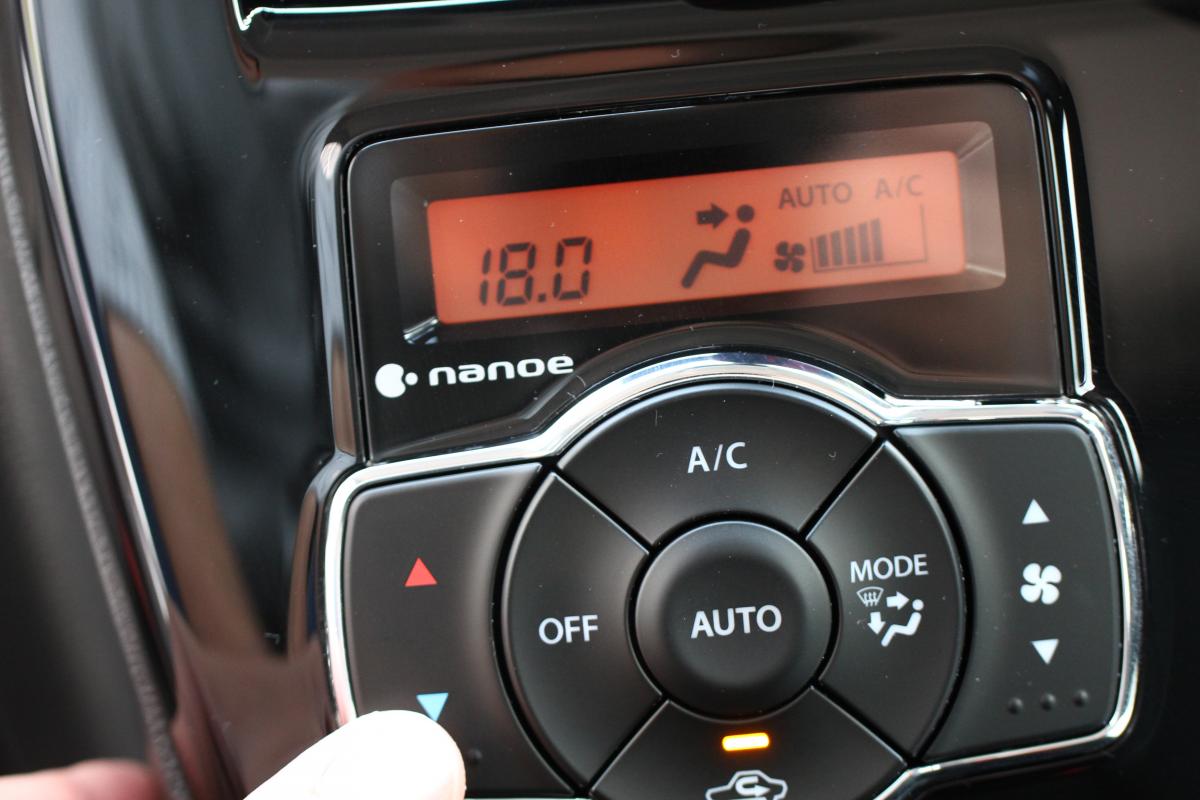 今さら聞けない エアコンは外気導入と内気循環のどっちが標準 Web Cartop 自動車情報サイト 新車 中古車 Carview