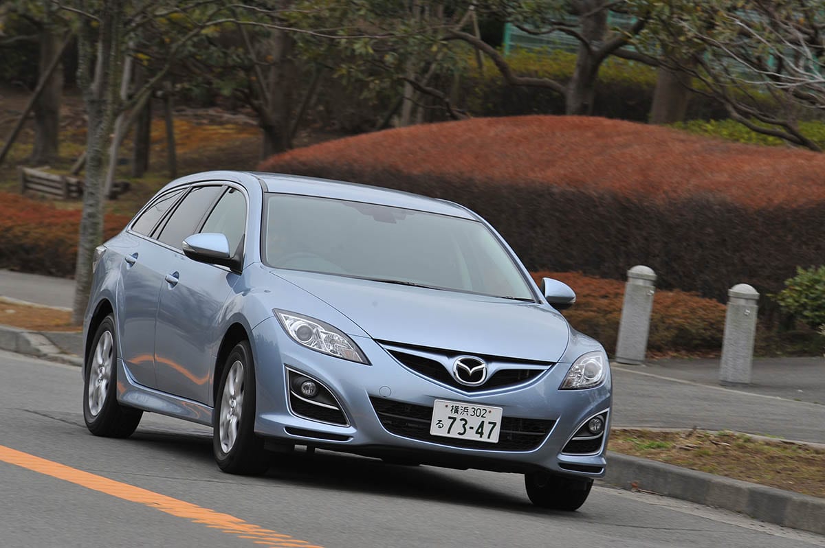 Mazda6のご先祖 マツダ アテンザスポーツワゴン 10年1月 12年11月 中古車選びに役立つ 当時モノ 新車レビュー 試乗記 スタイル ワゴン ドレスアップナビ 自動車情報サイト 新車 中古車 Carview