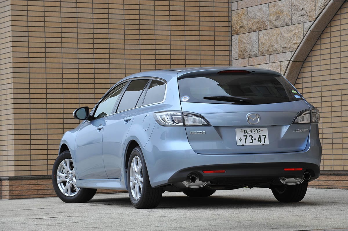 Mazda6のご先祖 マツダ アテンザスポーツワゴン 10年1月 12年11月 中古車選びに役立つ 当時モノ 新車レビュー 試乗記 スタイル ワゴン ドレスアップナビ 自動車情報サイト 新車 中古車 Carview