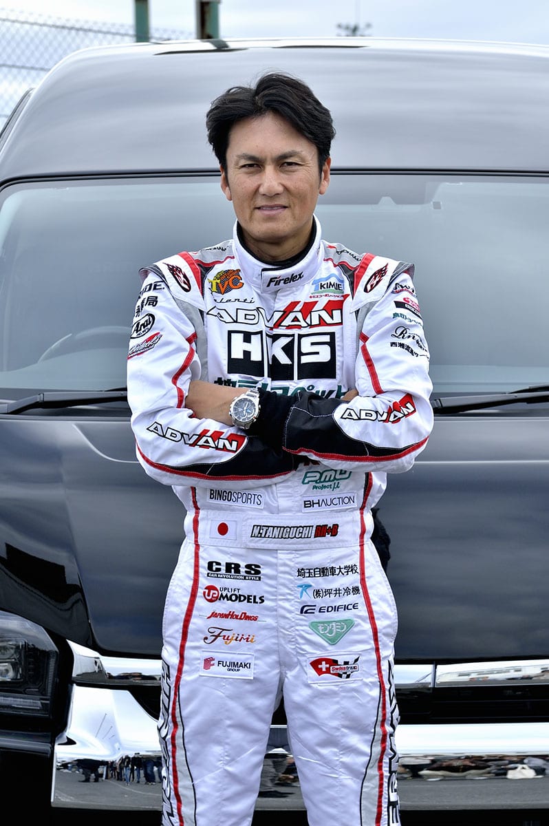 完成した谷口号でサーキットへ 最終回 レーシングドライバー 谷口信輝 が 自分だけのオーダメイドハイエースを作る 集中連載第4弾 スタイルワゴン ドレスアップナビ 自動車情報サイト 新車 中古車 Carview