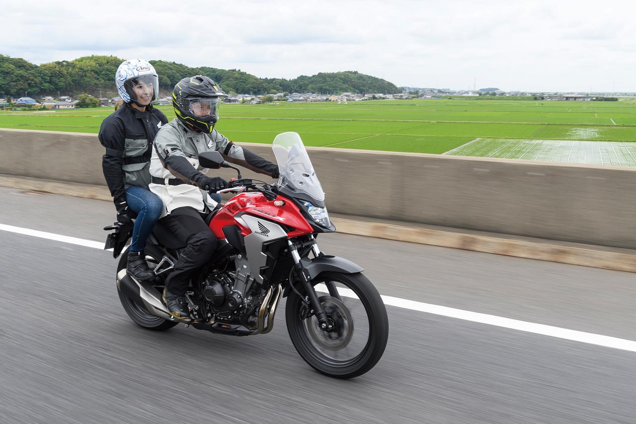 フロント19インチ化でさらに乗りやすくなった400xの乗り味はいかに Honda 400x ロングラン研究所 19 8 Webオートバイ 自動車情報サイト 新車 中古車 Carview