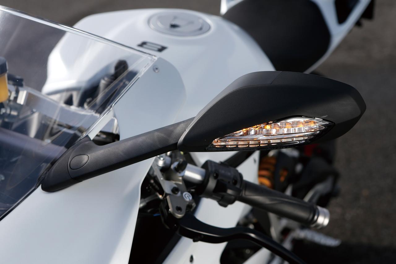 ベストバランスが光るミドルパニガーレ日本上陸 Ducati 9 Panigale 14年 Webオートバイ 自動車情報サイト 新車 中古車 Carview