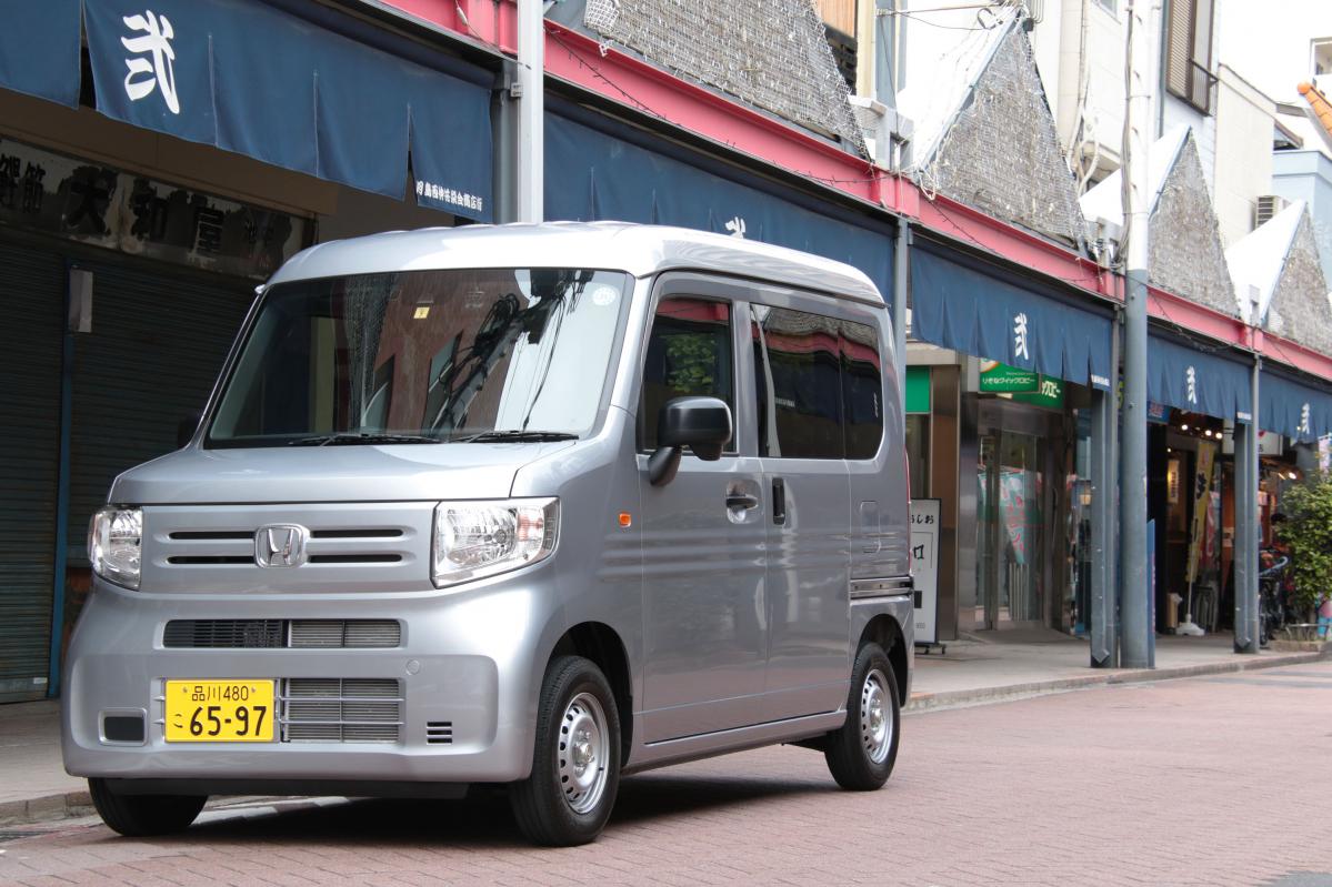試乗記 ホンダn Van 6速mt車 望外に小気味よいシフトフィールとエンジンの吹け上がり そしてハンドリング これは背の高いマイクロスポーツカーだ Motorfan 自動車情報サイト 新車 中古車 Carview