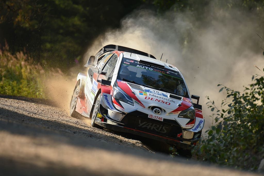 ラリー フィンランドを制したトヨタのwrカー ヤリスwrc に試乗 同乗体験記 Genroq Web 自動車情報サイト 新車 中古車 Carview