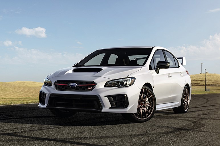スバル Laショーでwrxシリーズの限定車を公開 Wrx Stiは310馬力の2 5lボクサーターボを搭載 Carview 自動車情報サイト 新車 中古車 Carview