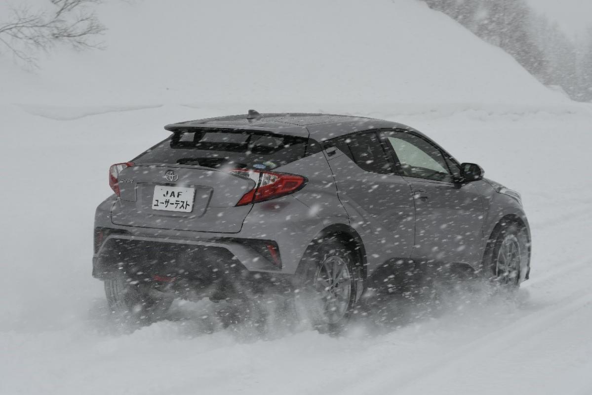 Jaf 雪道で4wdは上り坂に強くても下り坂では止まりづらい Motorfan 自動車情報サイト 新車 中古車 Carview