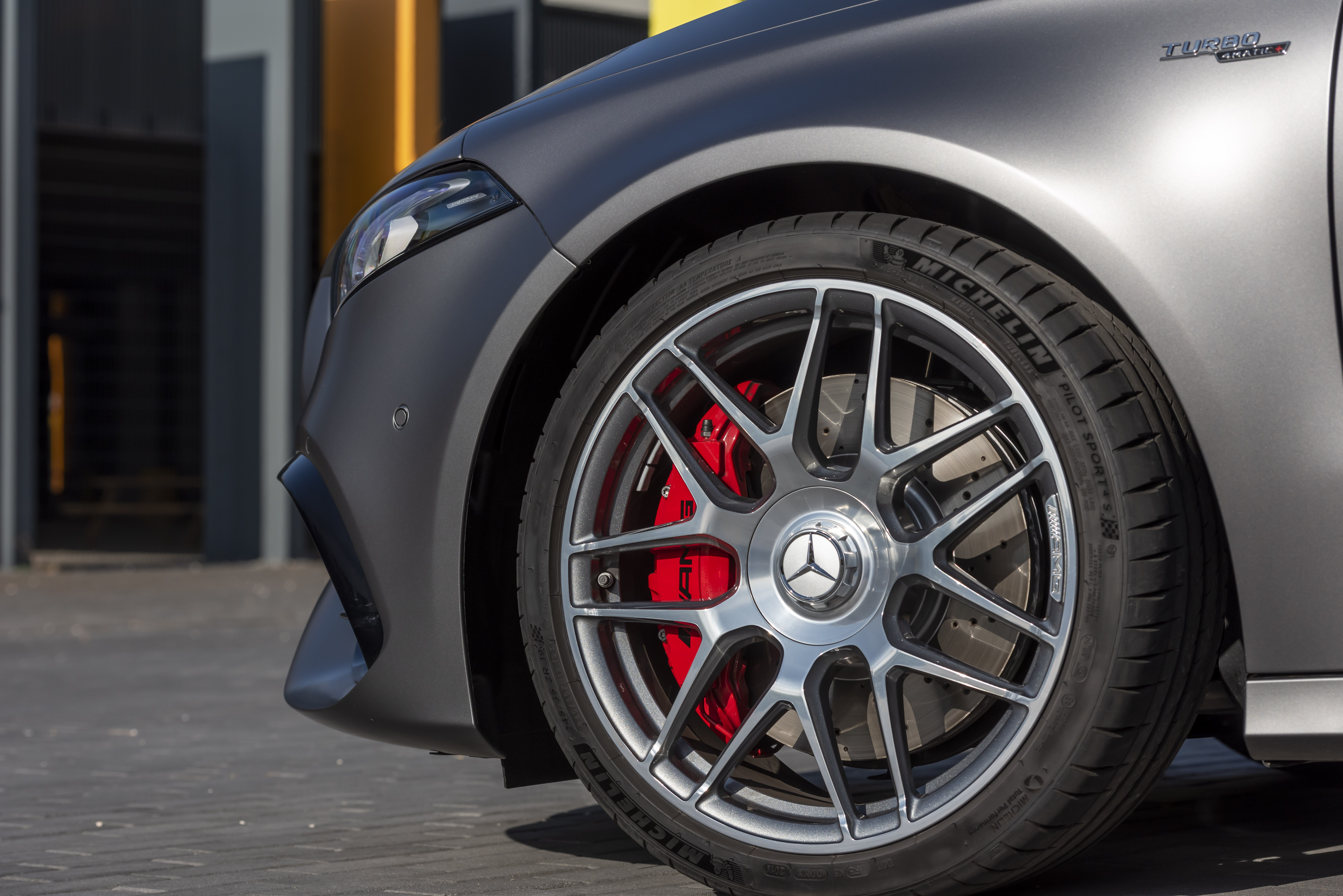 史上最強のaクラスは世界最強 メルセデスamg 5 S 4matic 登場 Gq Japan 自動車情報サイト 新車 中古車 Carview