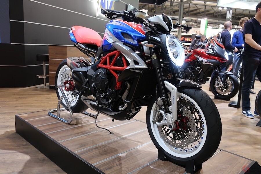 MVアグスタ「Dragster 800 RR America」 MVアグスタらしい造形のバイク発表【EICMA2018】