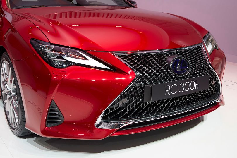 レクサスとトヨタが日本車のショーマンシップを守った パリ オートサロン注目の新車 日本車編 Gq Japan 自動車情報サイト 新車 中古車 Carview