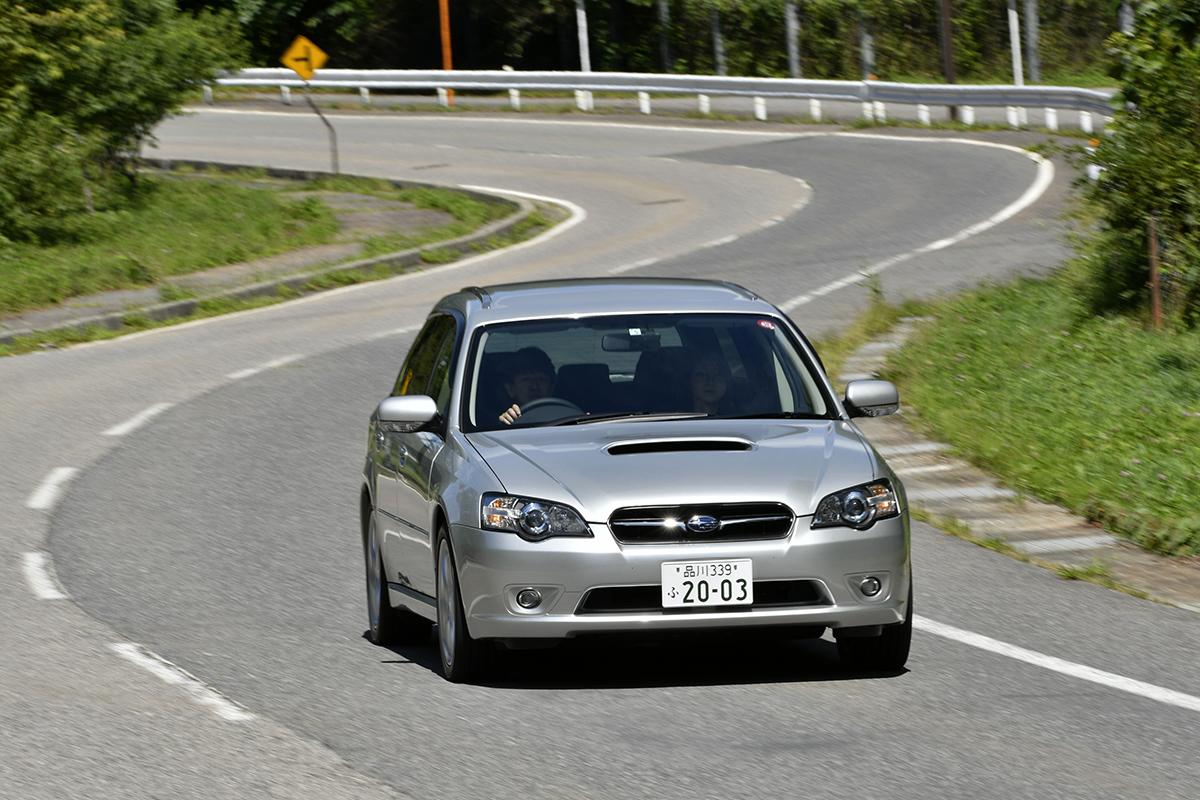 ラク で 楽しい がイチバン 歴代スバル レガシィとレヴォーグに乗って感じたスバル独特のgt性能とは Web Cartop 自動車情報サイト 新車 中古車 Carview