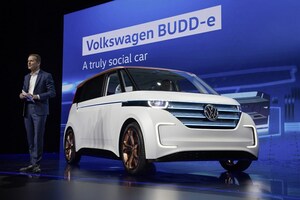VW、新型コンセプト BUDD-eを披露