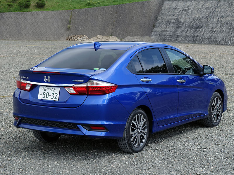 ホンダ グレイスマイナーチェンジ試乗レポート 上質感のあるコンパクトセダン ハイブリッド Auto Prove の写真 11ページ目 自動車情報サイト 新車 中古車 Carview