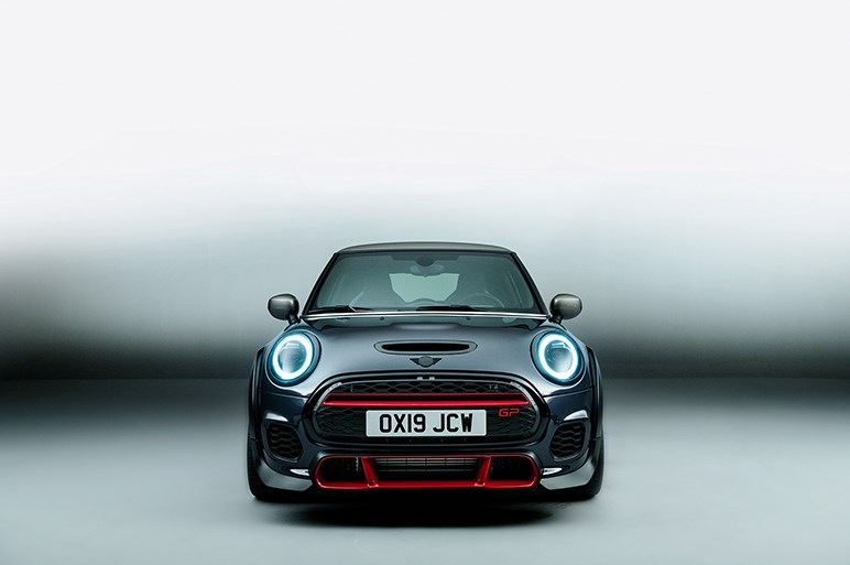 Mini史上最速 ジョンクーパーワークスgpの新型が発売 0 100km Hは5 2秒 最高速265km H Carview 自動車情報サイト 新車 中古車 Carview