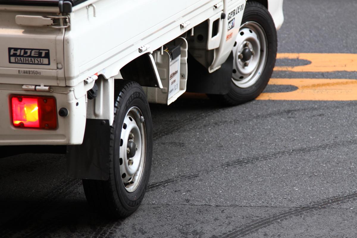 今さら聞けない 内輪差ってなに Web Cartop 自動車情報サイト 新車 中古車 Carview