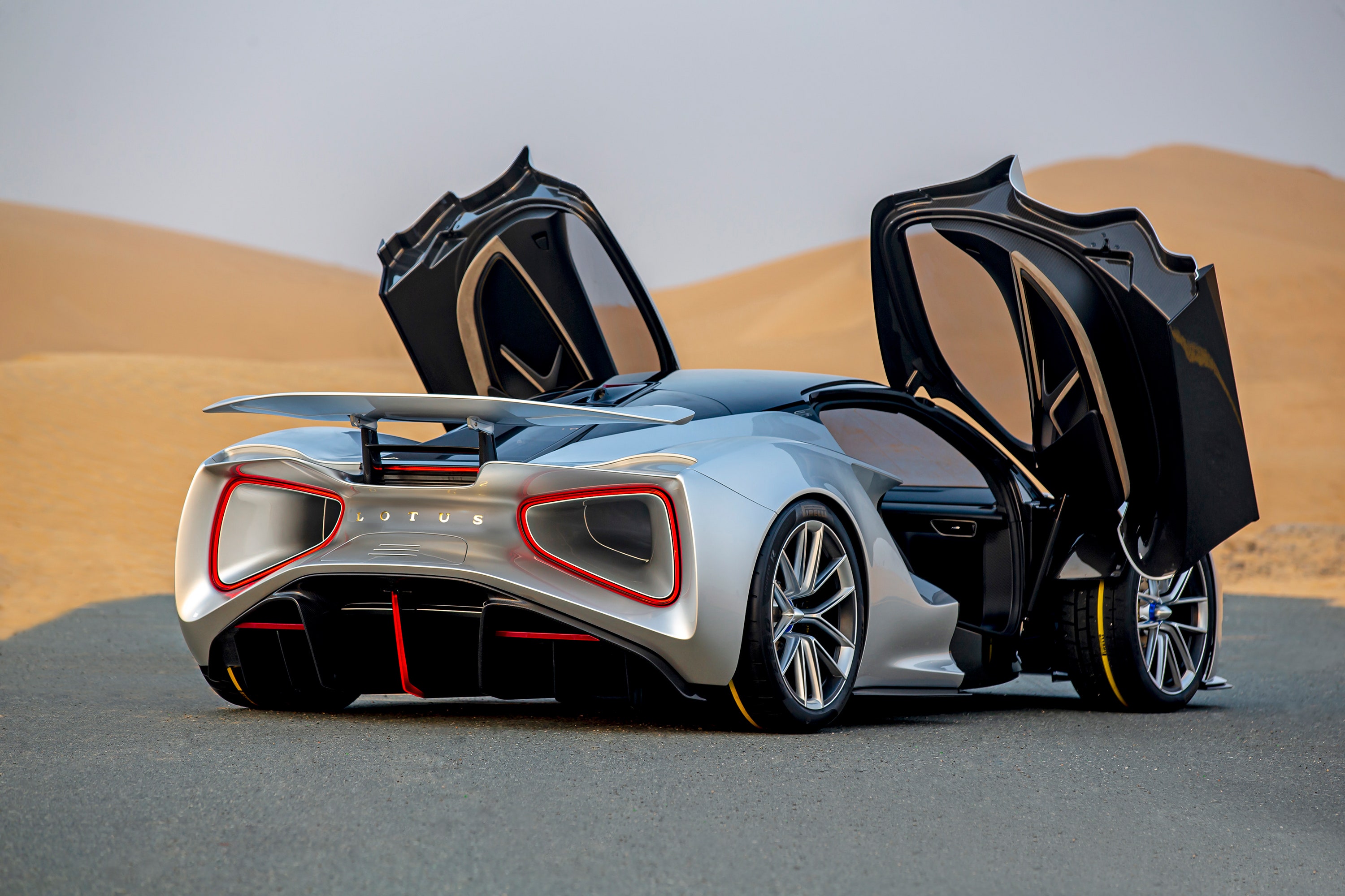 ピュアスポーツブランド ロータスの最新モデルへと続く道 Gq Japan 自動車情報サイト 新車 中古車 Carview