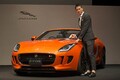 錦織選手のサイン入りジャガーFタイプを輸入車ショウへ展示