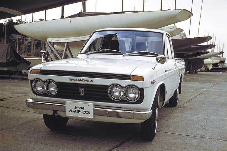 トヨタ ハイラックス誕生50周年 歴代モデルを写真で振り返る Carview 自動車情報サイト 新車 中古車 Carview