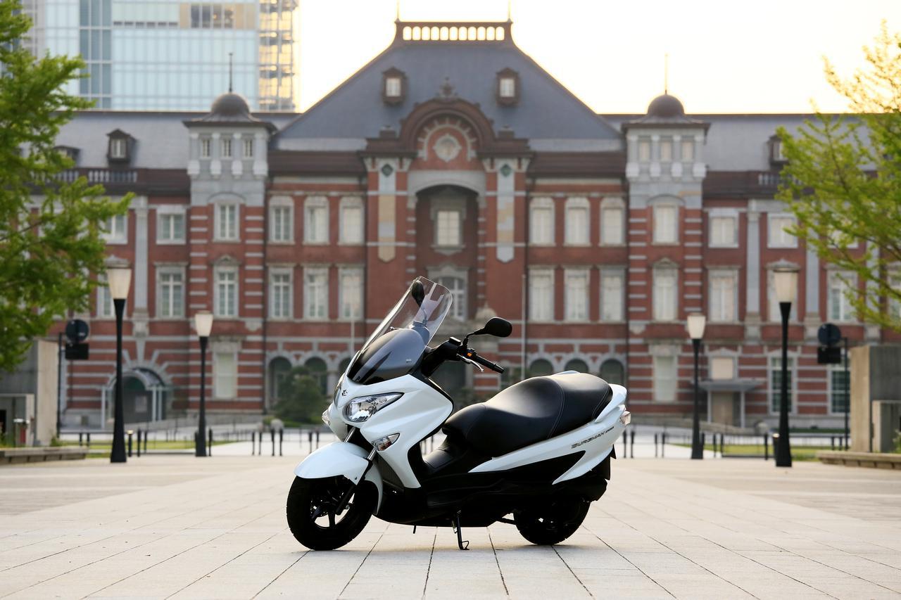 原付二種125ccと比較するのは150ccじゃないかも スズキのスクーター バーグマン0 が0ccバイクとして突き抜けてる Suzuki Burgman0 試乗インプレ 1 Webオートバイ 自動車情報サイト 新車 中古車 Carview