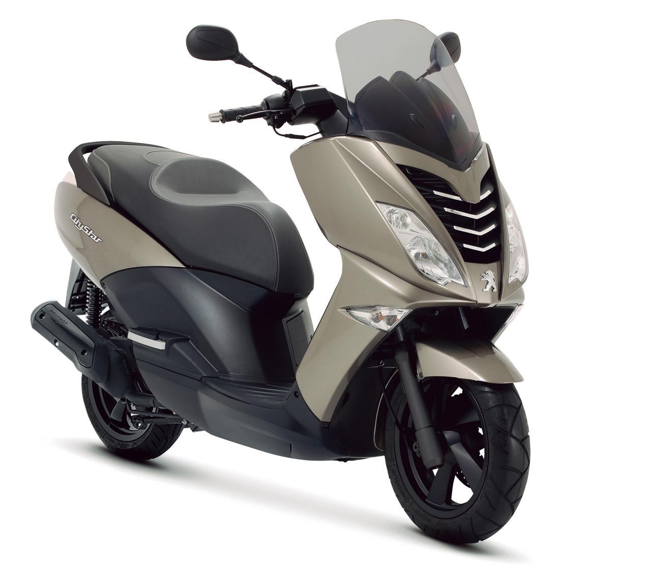 プジョー シティスター125 スマートモーション いま日本で買える外国車 原付二種モデル はコレだ 最新125cc大図鑑 Vol 042 Webオートバイ 自動車情報サイト 新車 中古車 Carview