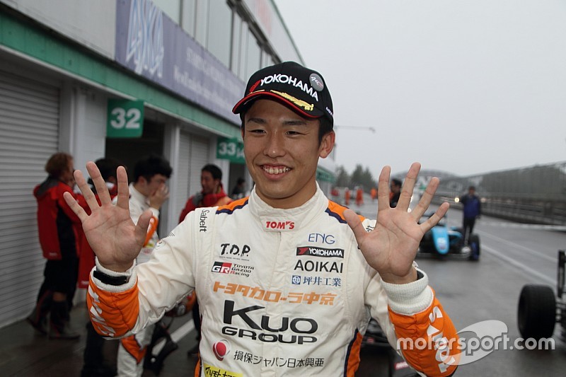 2ヶ月越しに開催された第9戦、坪井翔が10連勝を達成し今季15勝目をマーク｜全日本F3