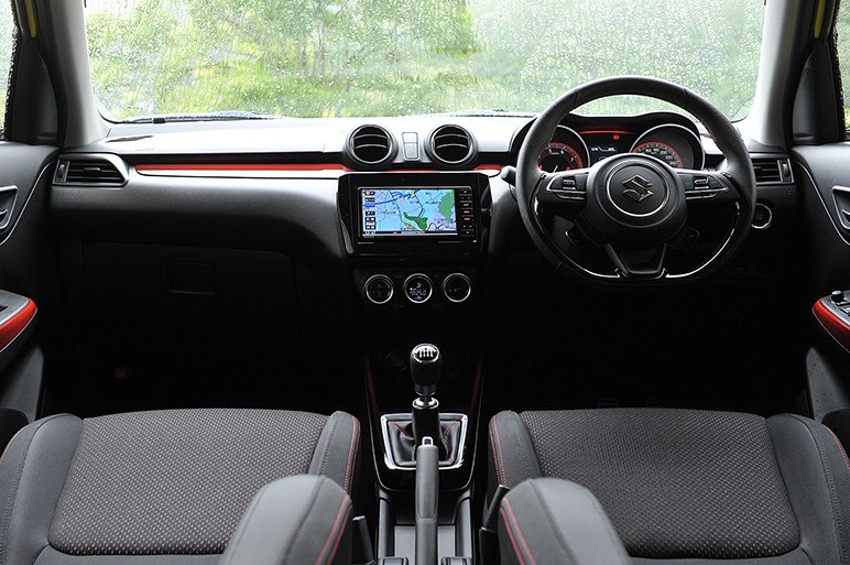 1 4lターボ搭載 3ナンバーボディに拡大された新型スイフトスポーツ発表 Carview 自動車情報サイト 新車 中古車 Carview