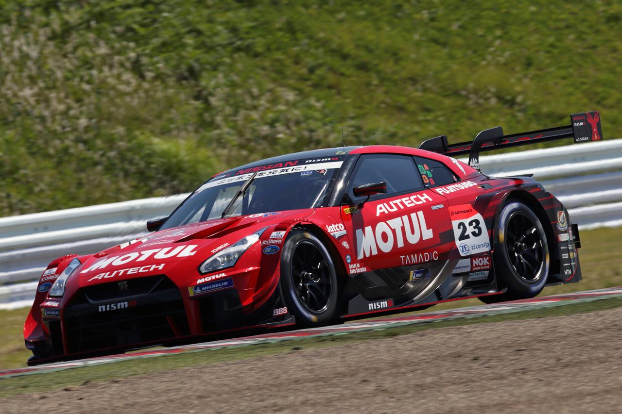 年 スーパーgtシリーズに参戦予定の 日産 Gt R Nismo Gt500 を初公開 Webモーターマガジン 自動車情報サイト 新車 中古車 Carview