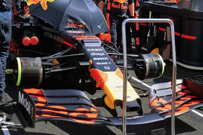 津川哲夫の私的f1メカ 王者メルセデスを追い詰め始めたレッドブル ホンダ ハンガリーでの細かな足下のアップデート Autosport Web 自動車情報サイト 新車 中古車 Carview