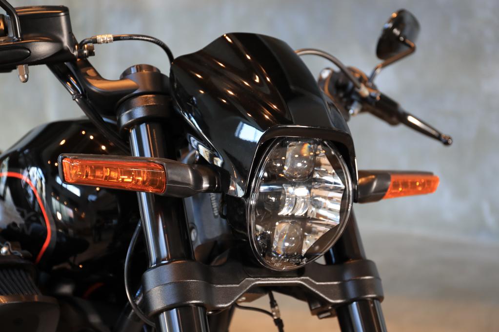 Fxdr114試乗レポ アンチ派も一見の価値あり 最新ハーレーダビッドソンは 意外すぎる ことばかり Motorfan 自動車情報サイト 新車 中古車 Carview
