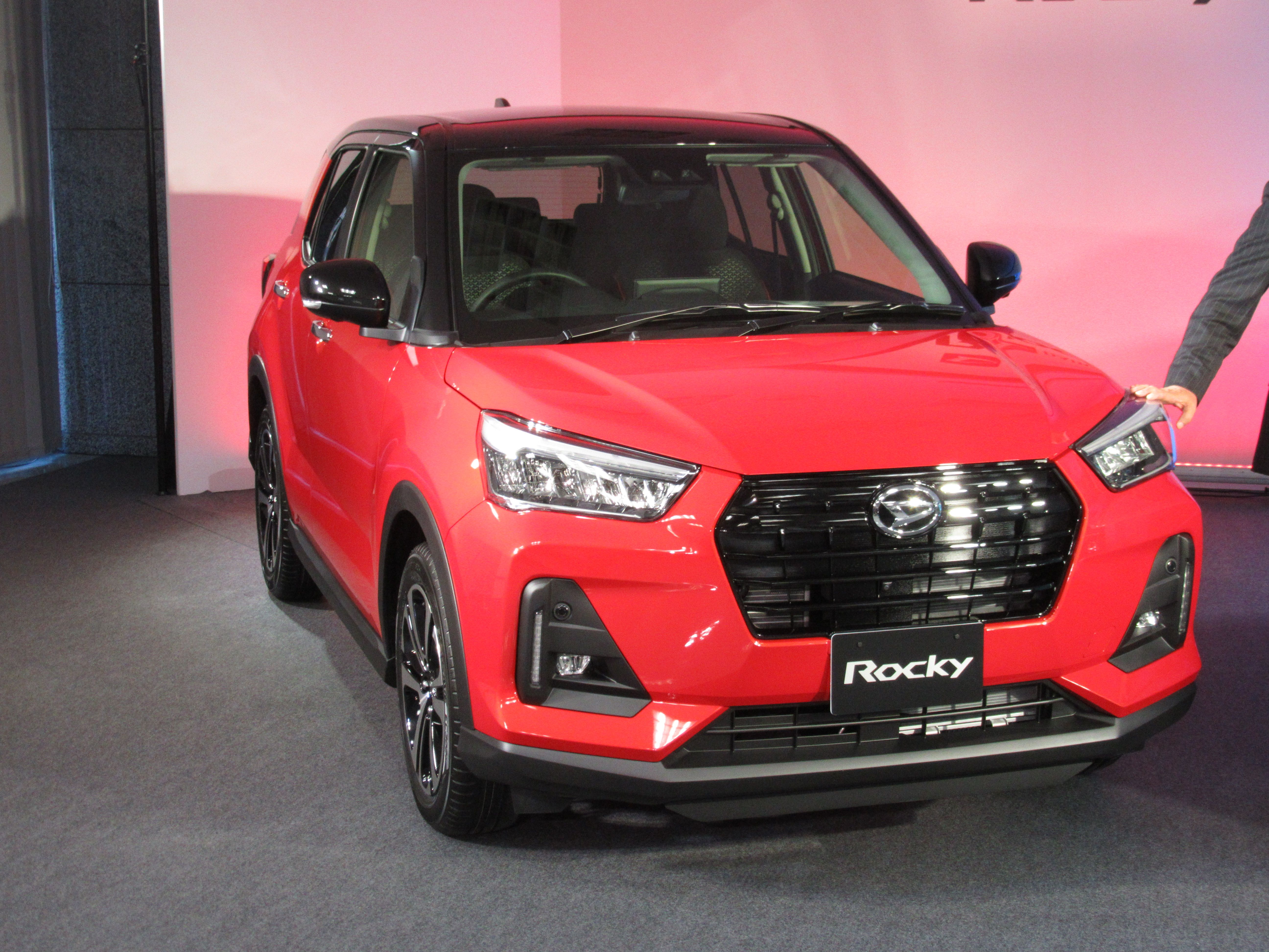 ダイハツ コンパクトsuv市場に復帰 新型 ロッキー を発売 トヨタ向けも供給 日刊自動車新聞 自動車情報サイト 新車 中古車 Carview