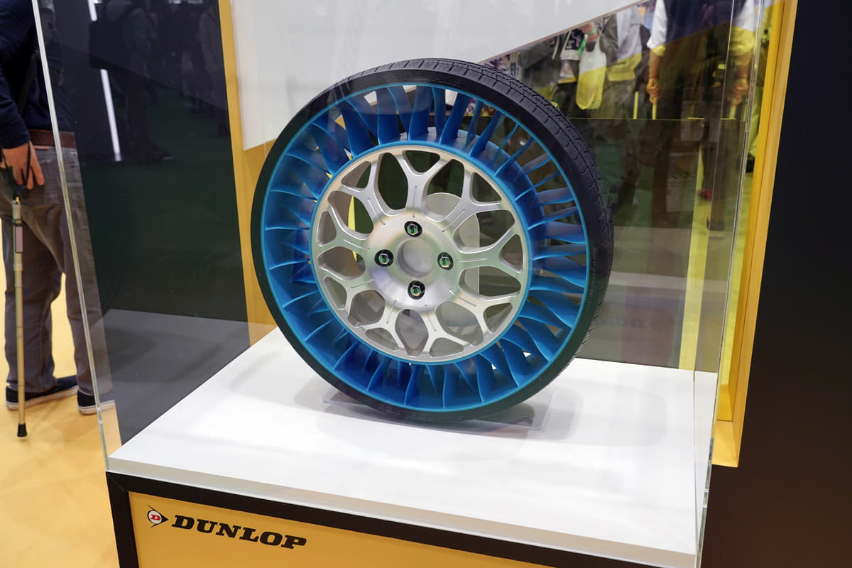 パンクは自動的に直る時代へ 未来に向けて開発が進む次世代タイヤ Auto Messe Web 自動車情報サイト 新車 中古車 Carview