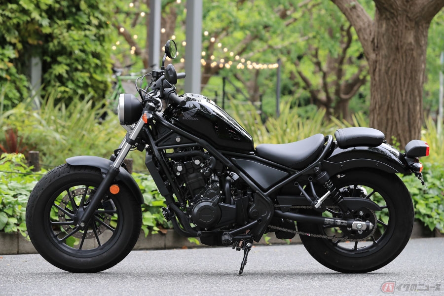 ホンダ レブル500 とヤマハ ボルト チョッパー雑誌の編集長が二台の アメリカン を乗り比べて感じたこととは バイクのニュース 自動車情報サイト 新車 中古車 Carview