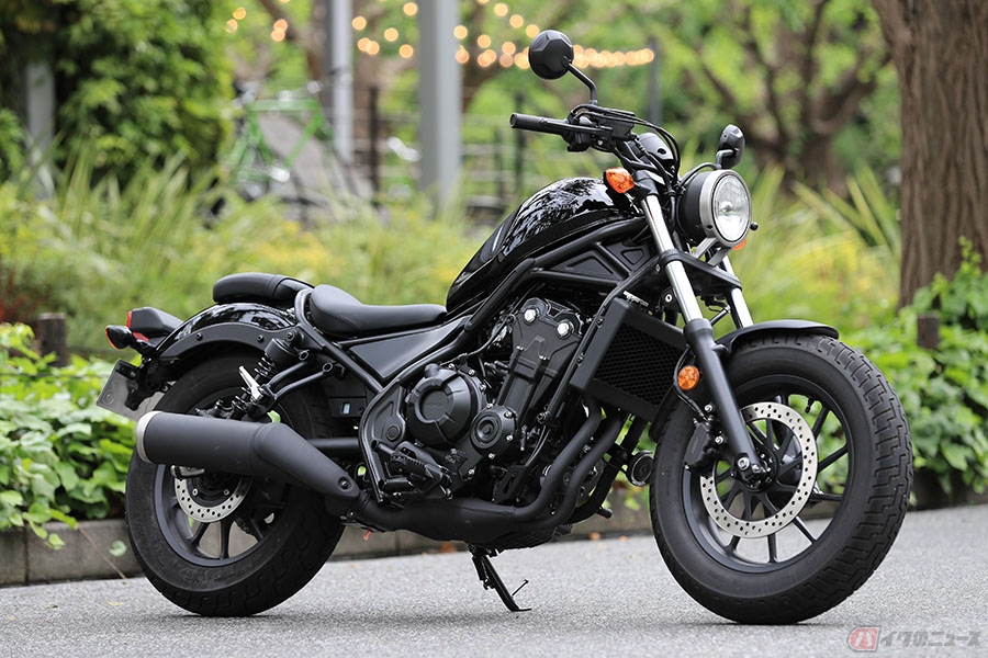 ホンダ レブル500 とヤマハ ボルト チョッパー雑誌の編集長が二台の アメリカン を乗り比べて感じたこととは バイクのニュース 自動車情報サイト 新車 中古車 Carview