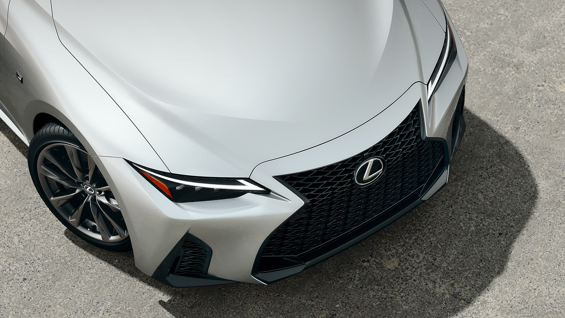 今秋デビュー 走りの徹底的に性能を鍛え上げたlexusのfrスポーツセダン新型 Is Dime 自動車情報サイト 新車 中古車 Carview