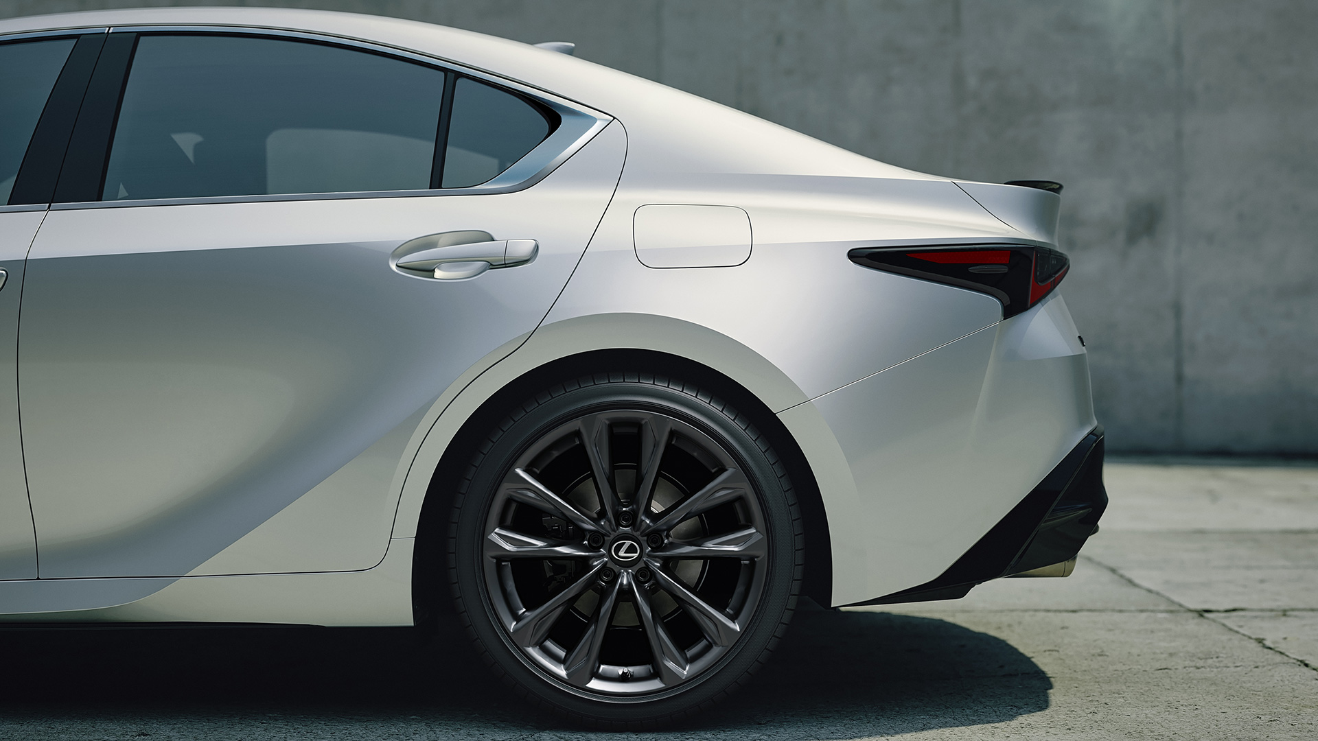 今秋デビュー 走りの徹底的に性能を鍛え上げたlexusのfrスポーツセダン新型 Is Dime 自動車情報サイト 新車 中古車 Carview