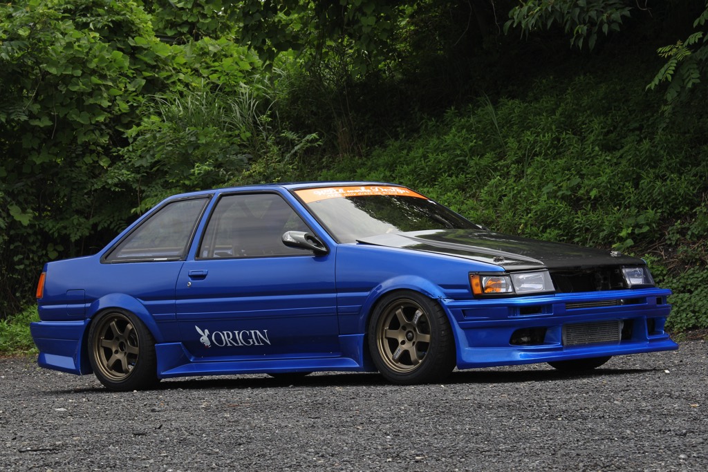 ロータリーターボを搭載した異端なるハチロク Ae86のボディに13bエンジンは想像以上に相性が良い Web Option 自動車情報サイト 新車 中古車 Carview