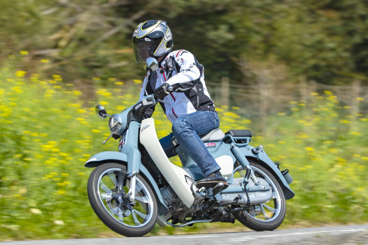 ホンダ スーパーカブ C125 年 試乗インプレ 人気カラー投票 足つきチェック 最高速調査まで 125ccの豪華スーパーカブを徹底解説 Webオートバイ 自動車情報サイト 新車 中古車 Carview