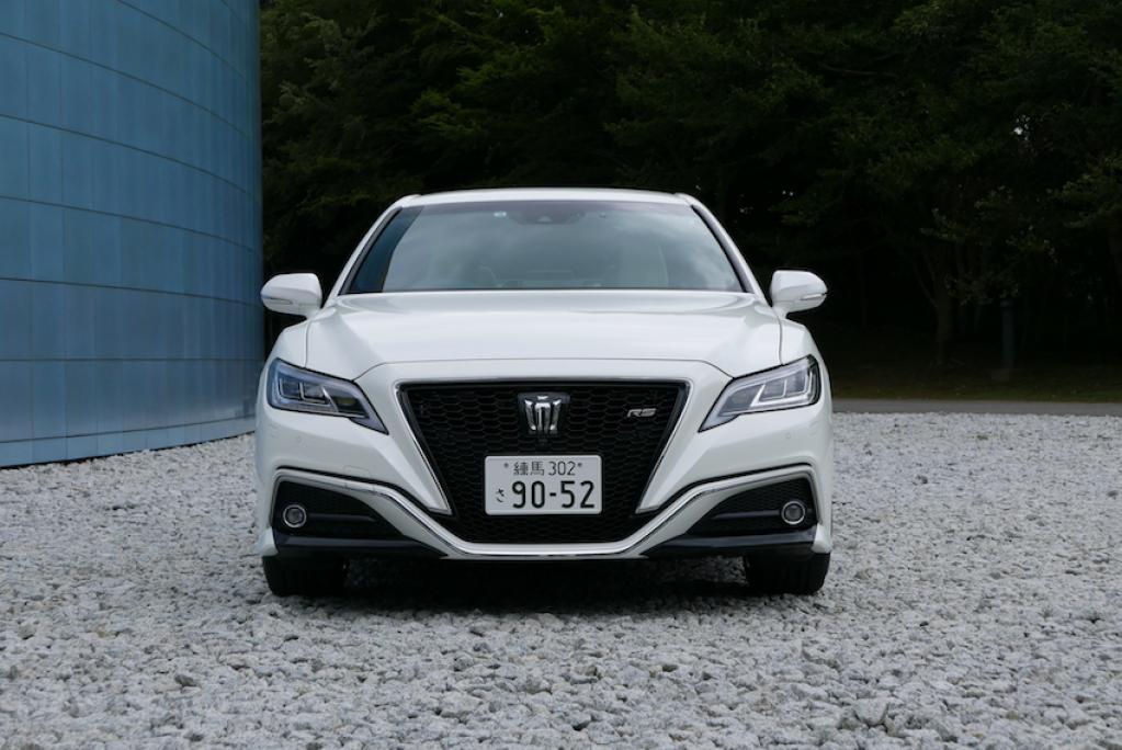 新型クラウンを買ったら ボンネットを開けてみよう 美しい何かが見えるはずだ Motorfan 自動車情報サイト 新車 中古車 Carview