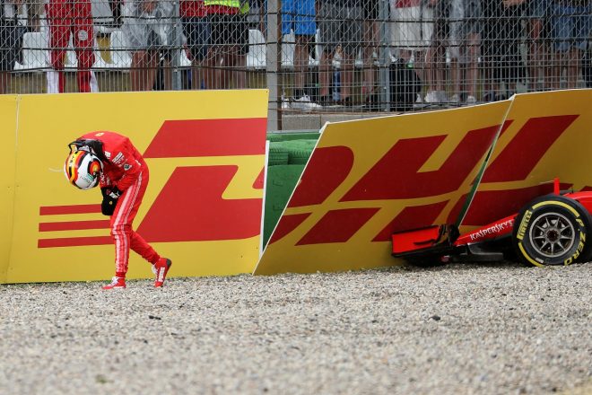 ベッテル、クラッシュで優勝失う「チームに謝罪する。小さなミスが重大な結果に」：F1ドイツGP日曜