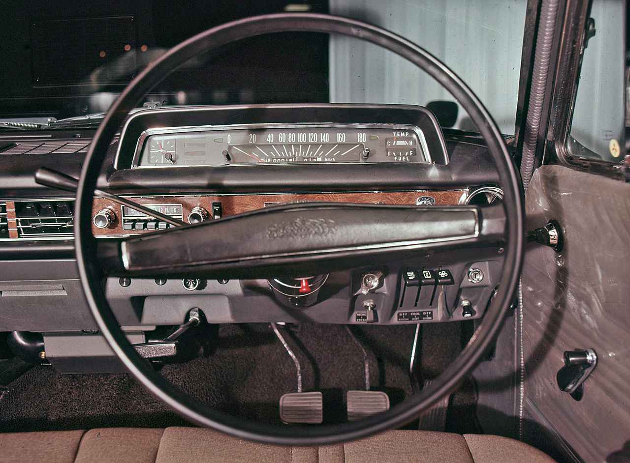昭和の名車 122 三菱 デボネアは 22年に渡って製造されるロングセラーカーとなった Webモーターマガジン 自動車情報サイト 新車 中古車 Carview