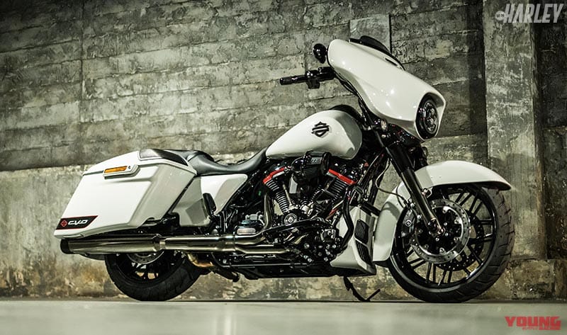 ハーレーダビッドソンのファクトリーカスタム Cvo とはどんな車両なのか 年モデルを解説 Webヤングマシン 自動車情報サイト 新車 中古車 Carview