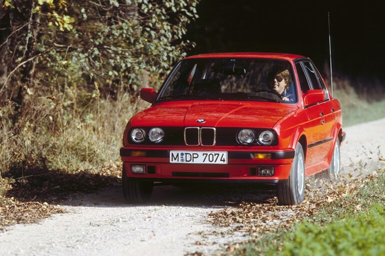 BMW、AWDの初採用から30年迎える