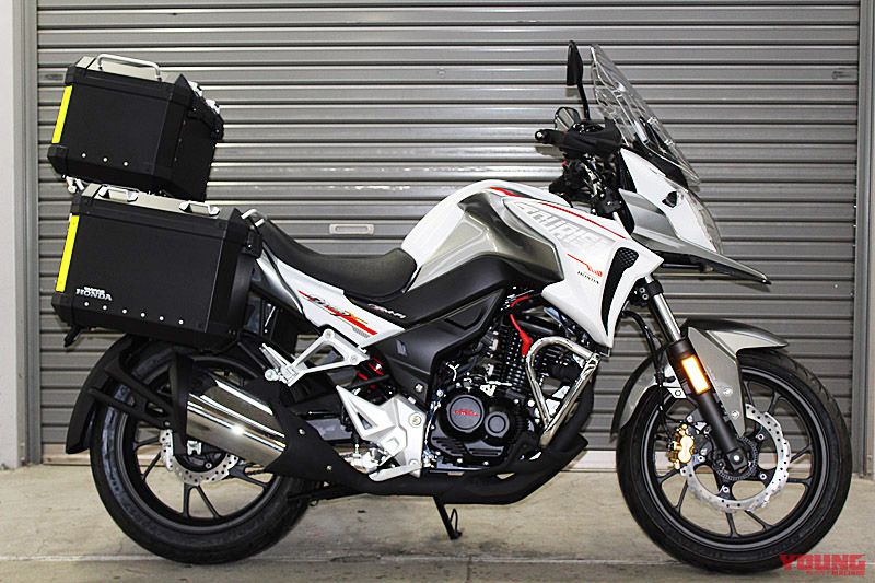 ベビーｘ登場 本格アドベンチャーツアラーのcb190x 中国ホンダ 旅装備満載で限定入荷 Webヤングマシン 自動車情報サイト 新車 中古車 Carview